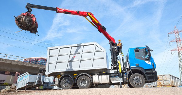 Cranab truck crane TZ12