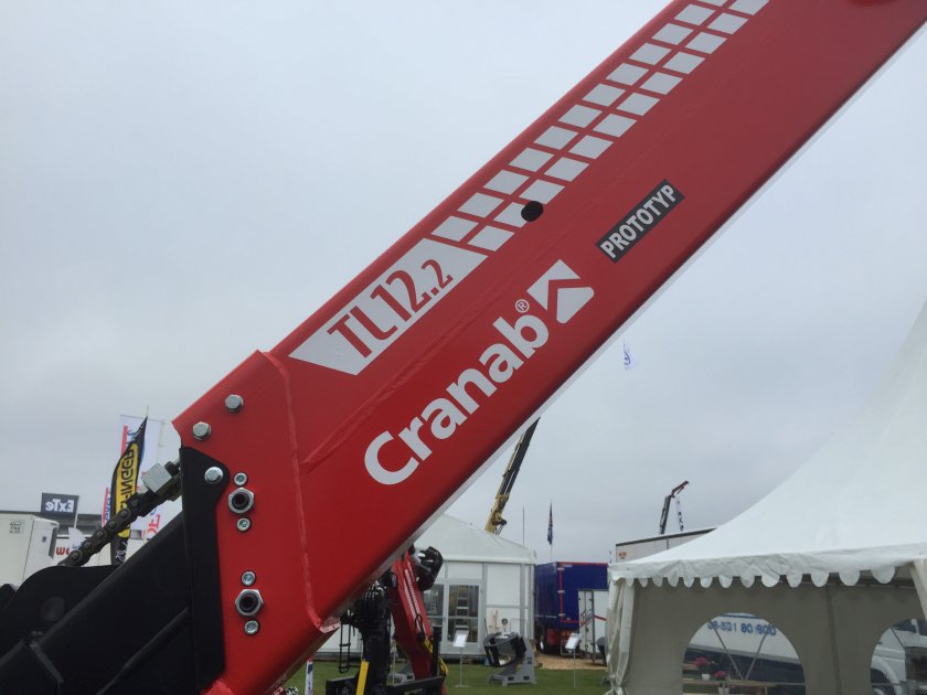 Cranab truck crane TL12